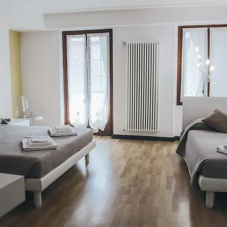 Residenza Al Castello ゲストハウス ヴェローナ