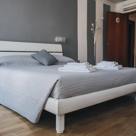 Residenza Al Castello ゲストハウス 4*