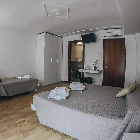Residenza Al Castello ゲストハウス ヴェローナ
