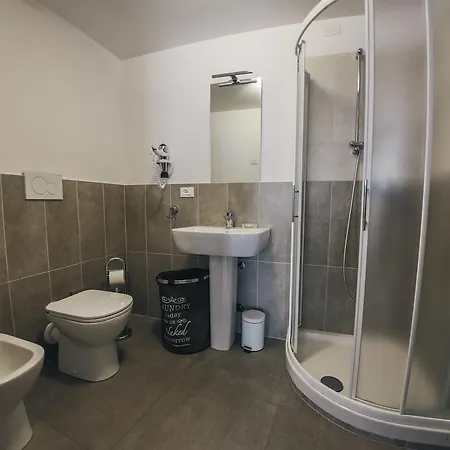 ゲストハウス Residenza Al Castello 4*