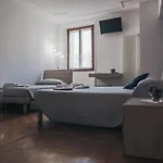 게스트하우스 Residenza Al Castello 4*