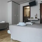 Residenza Al Castello 게스트하우스 4*