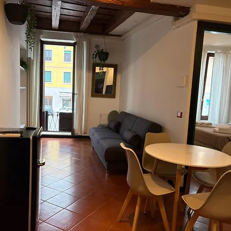Residenza Al Castello Maison d'hôtes 4*